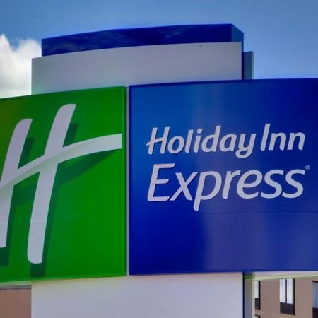 Holiday Inn Express Asheville Woodfin By Ihg Exterior foto